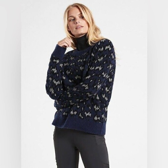Athleta Hawthorn Textured Crew Sweater in Sahara Navy Wool Blend Size Medium - Picture 1 of 6